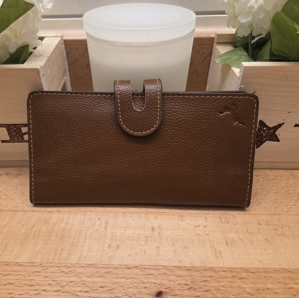 Deerhandmade Pebbled Leather Travel Wallet  Cirtine Brown NWOB